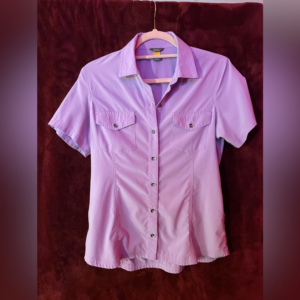 Eddie Bauer light purple short sleeve button down shirt